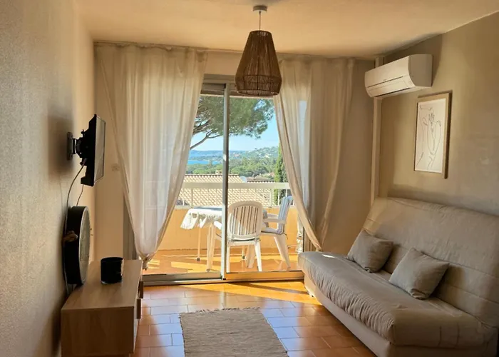 Vue Avec Balcon سانت ماكسيم