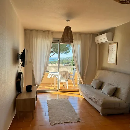 Vue Avec Balcon Sainte-Maxime