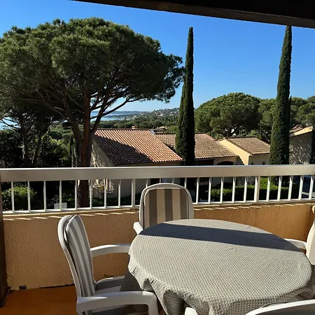 Vue Avec Balcon Apartment Sainte-Maxime
